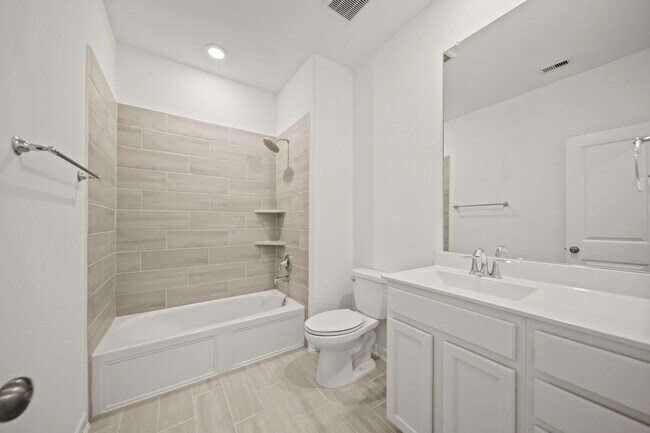 Foto del edificio - 2427 Madera Landing Ln