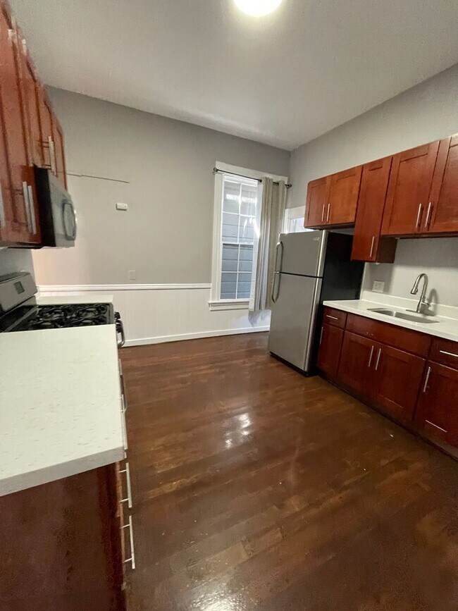 Foto del edificio - 1070 54th St