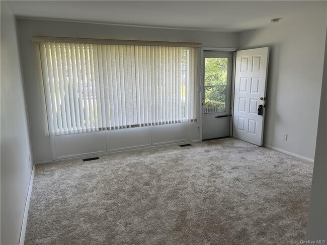 Building Photo - 43 Wickham Dr