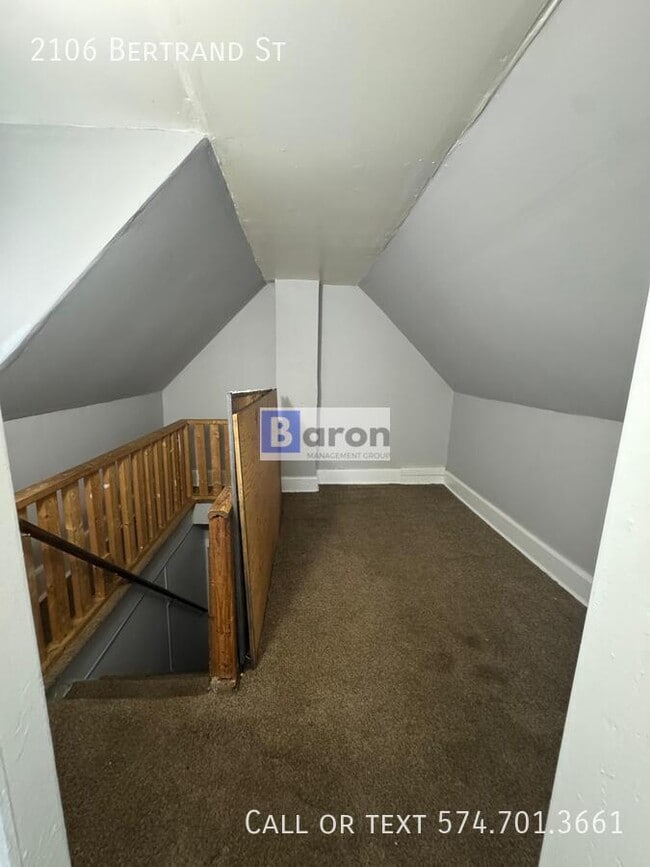 Building Photo - 2106 Bertrand St