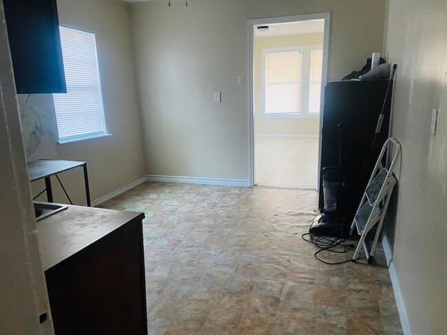 Foto del edificio - 744 9th St