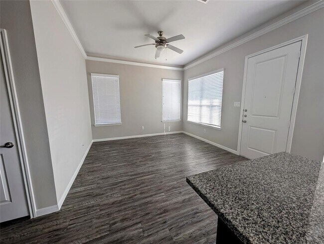 Foto del edificio - 3207 Youngs Meadow Ln