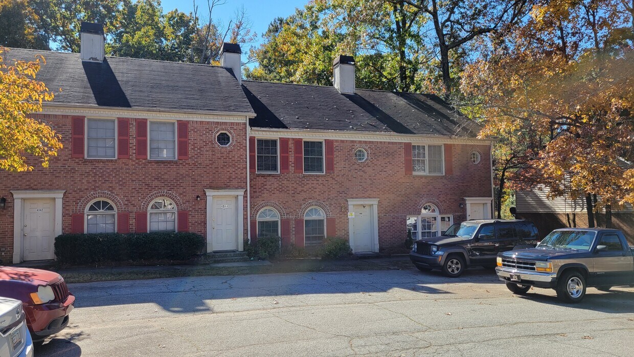 Primary Photo - 4348 Redgate Rd