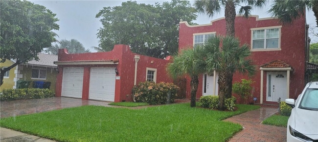 Foto del edificio - 735 NW 1st Ave