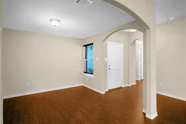 Foto del edificio - 1180 County Rd 3406