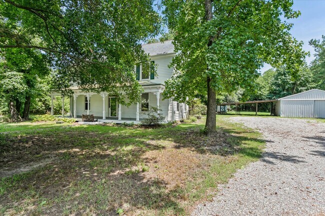 Foto del edificio - 2529 Kings Creek Rd