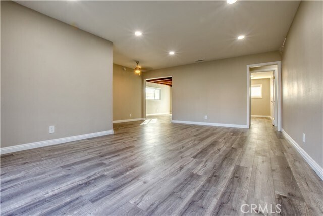 Building Photo - 13903 S Zamora Ave