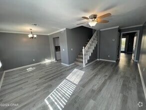 Building Photo - 127 Parker Village Cir