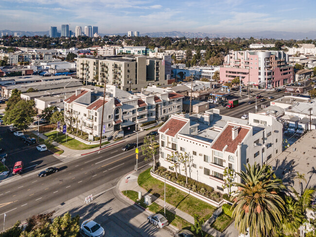 Aerial View - Lido Apartments - 3500 Mentone Ave