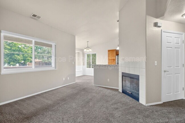 Photo - 3890 Strawberry Field Grove Apartment