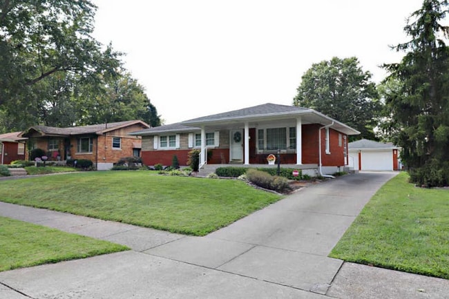 Photo - 4410 Estate Dr House