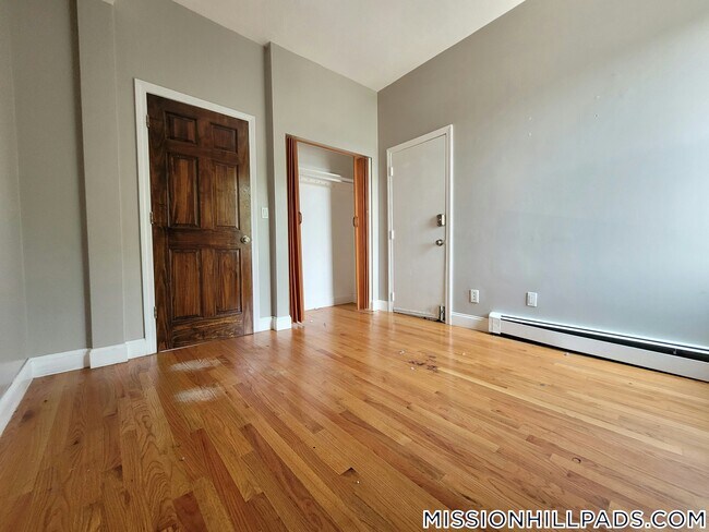 Foto del edificio - 338 Warren St