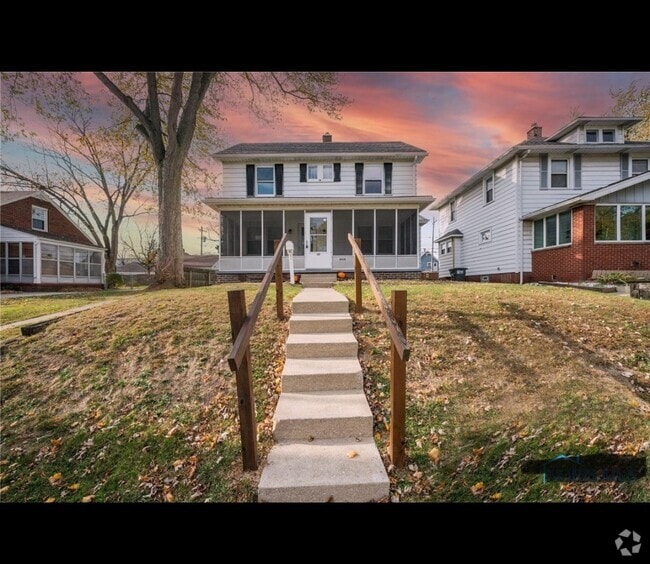 Building Photo - 476 Shasta Dr
