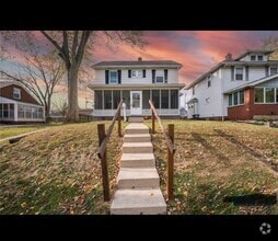 Building Photo - 476 Shasta Dr