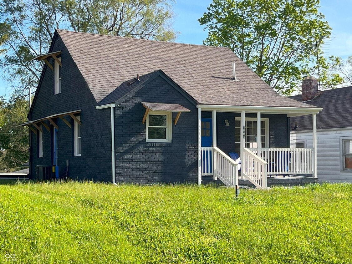 Primary Photo - 1604 W 11th St