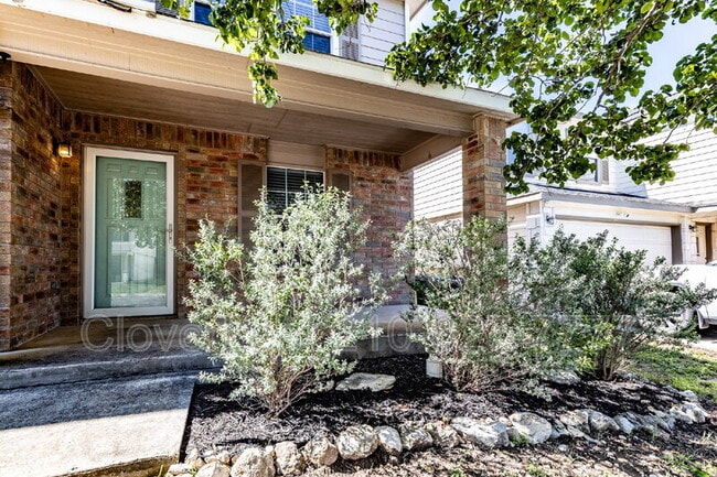 Building Photo - 5818 Sherbrooke Oak