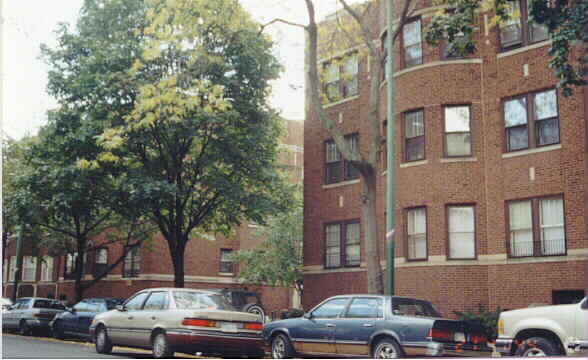 Building Photo - 1341-1349 W Touhy Ave