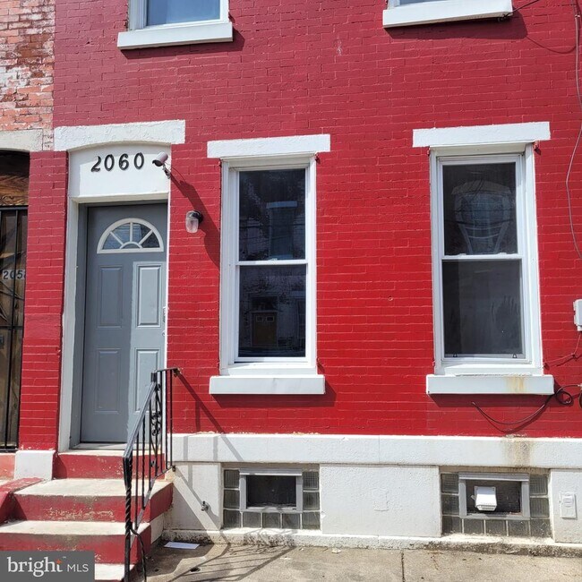 Building Photo - 2060 N Franklin St