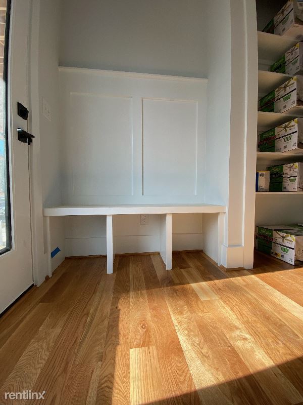 Building Photo - 3 br, 3.5 bath House - 105 Piano St
