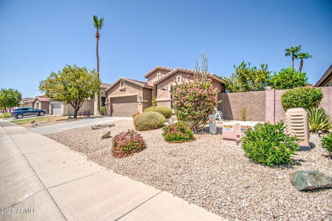 Building Photo - 1634 W Windsong Dr