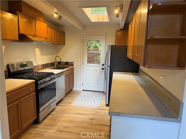 Foto del edificio - 16498 Cobb Blvd