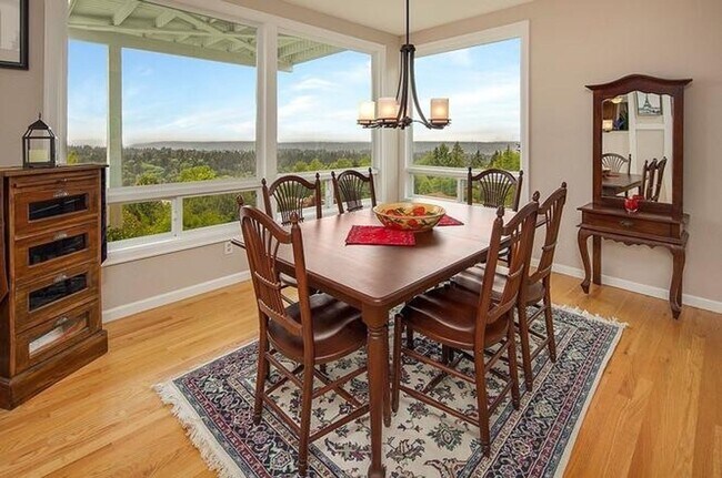 Foto del edificio - CLICK "REQUEST A TOUR" NOW!