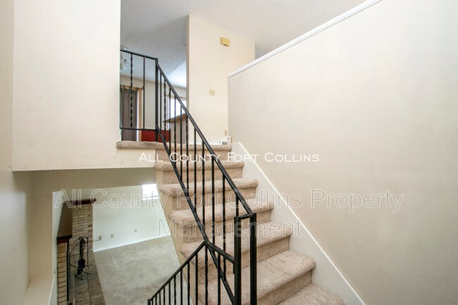 Building Photo - C406 Chukar Ct