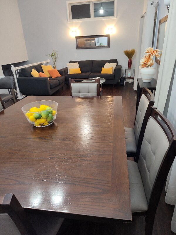 Foto del edificio - 6847 Christian Curve