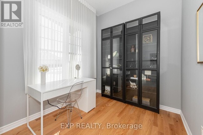 Building Photo - 676 Fisher St