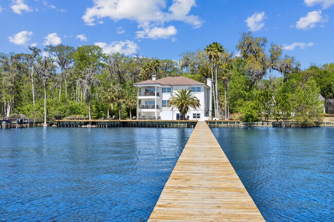 Foto del edificio - 14030 Mandarin Oaks Ln