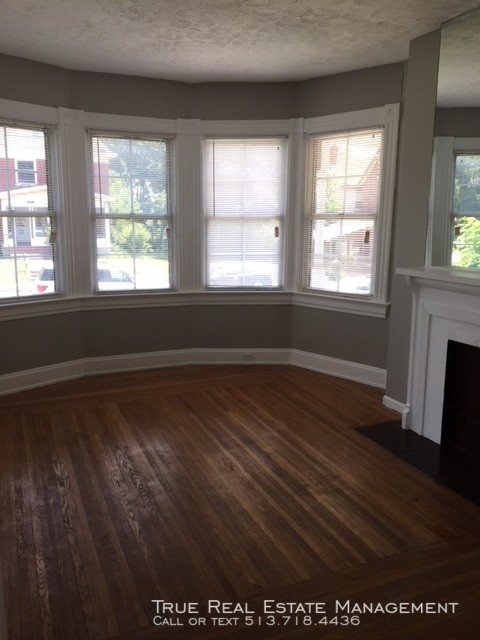 Foto del edificio - Available Now! Large 5 bedroom Home!
