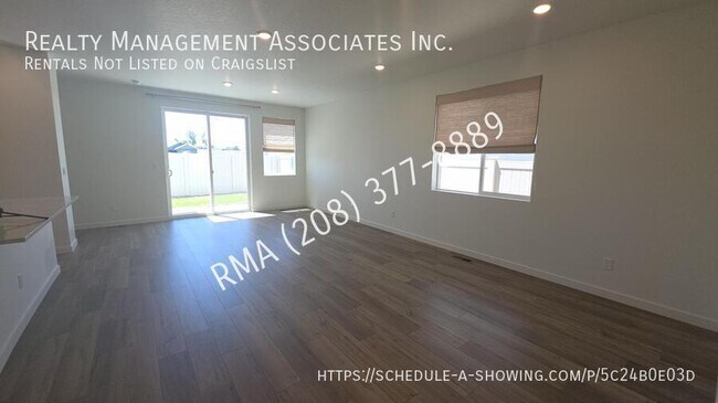 Foto del edificio - 463 W Norwich St