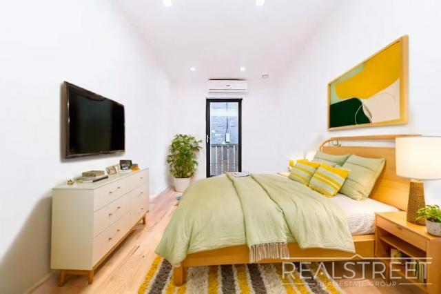 Building Photo - 4 bedroom in Brooklyn NY 11221
