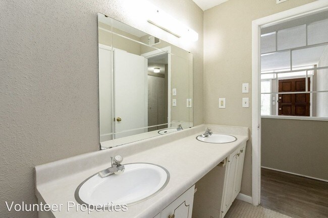 Foto del edificio - 3104 Bimini Pl