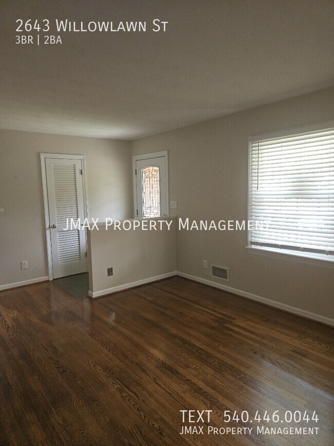 Foto del edificio - 2643 Willowlawn St