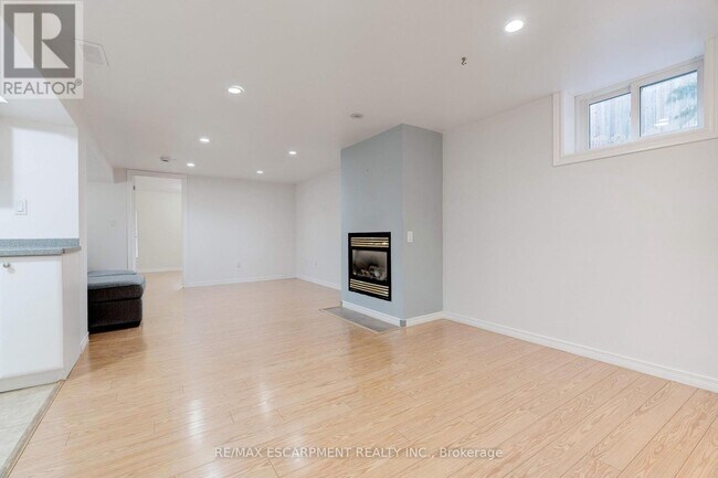 Photo du bâtiment - 2217 Ghent Ave