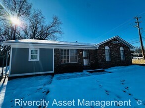 Building Photo - 105 Glenarm Ave