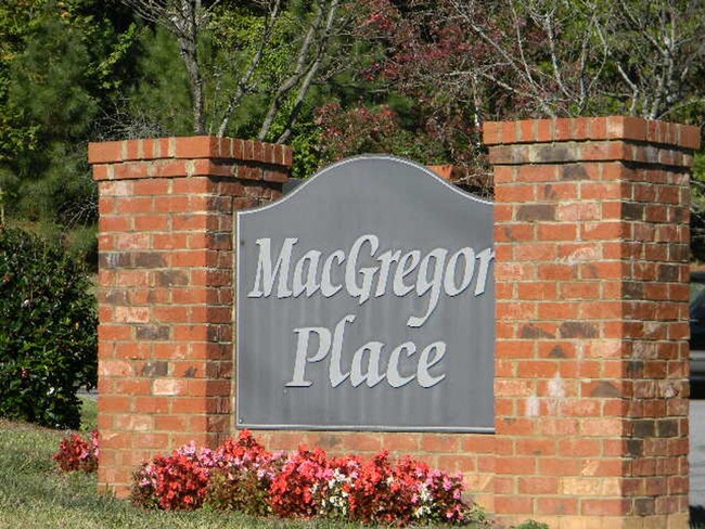 Foto del edificio - MacGregor Place Condo