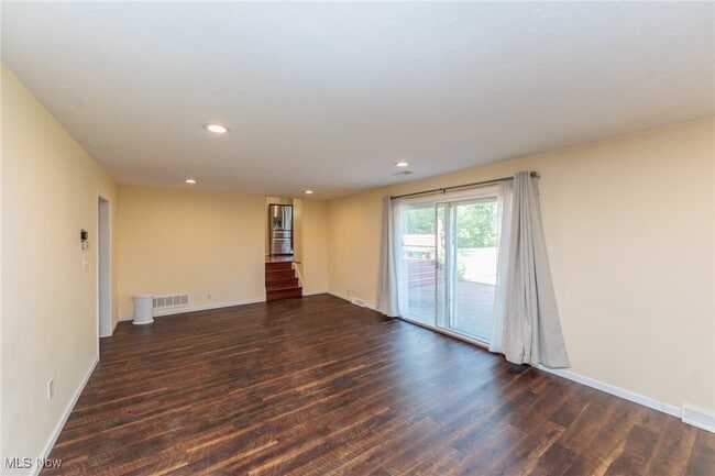 Foto del edificio - 25111 S Woodland Rd