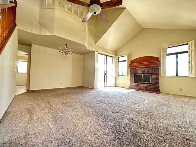 Foto del edificio - 3 BEDROOM HOME FOR LEASING IN Rancho Cucam...