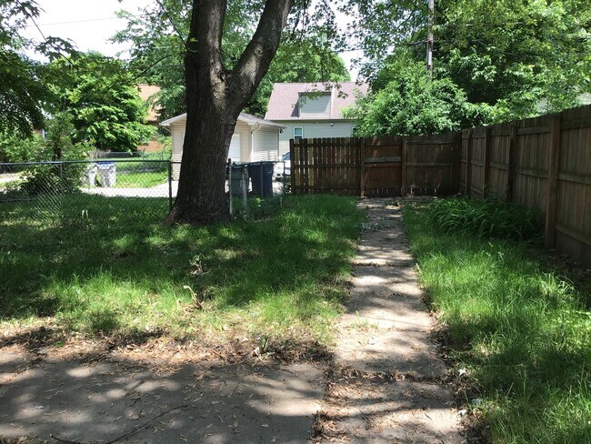 Foto del edificio - 3 Bedroom Single Family Home