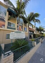Building Photo - Casa Grande
