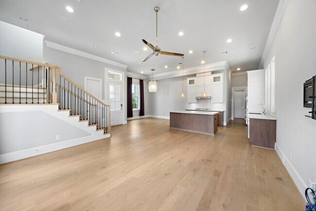 Foto del edificio - 3420 W 12th St