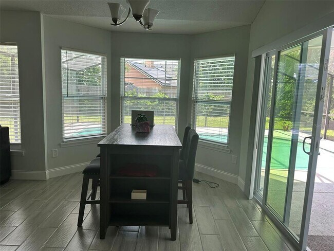 Foto del edificio - 1311 Bradwell Dr