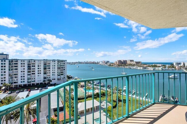 Foto del edificio - 670 Island Way