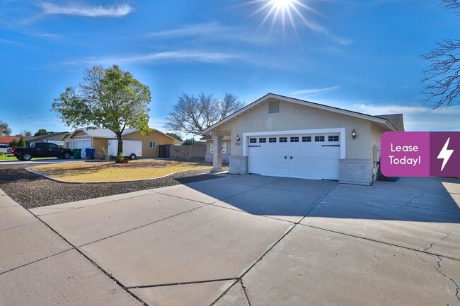 Building Photo - 4109 E Adobe St