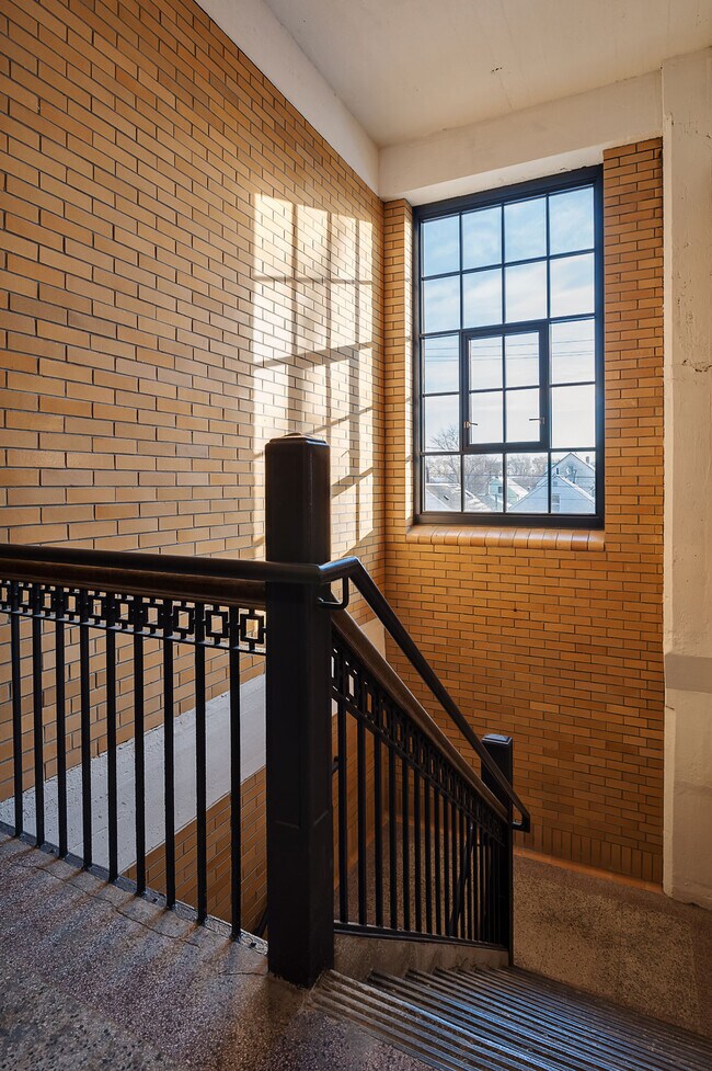 Hueco de escalera - The Fairmont Creamery