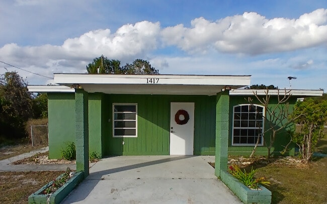 Building Photo - 1417 Terry Ave