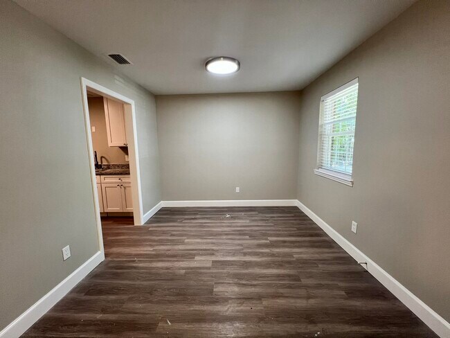 Foto del edificio - 2431 Ramblewood Ct