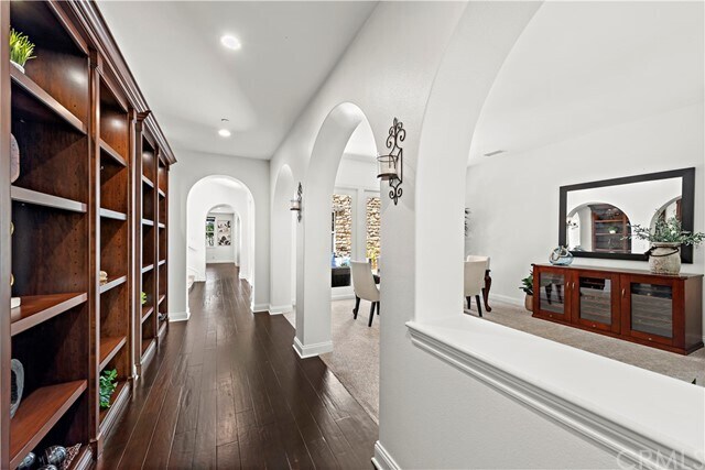 Building Photo - 9 Basilica Pl